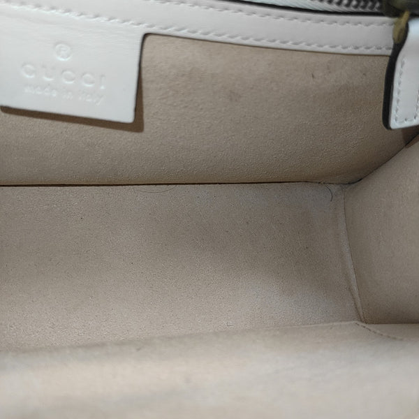 Queen Margaret Small Calfskin White