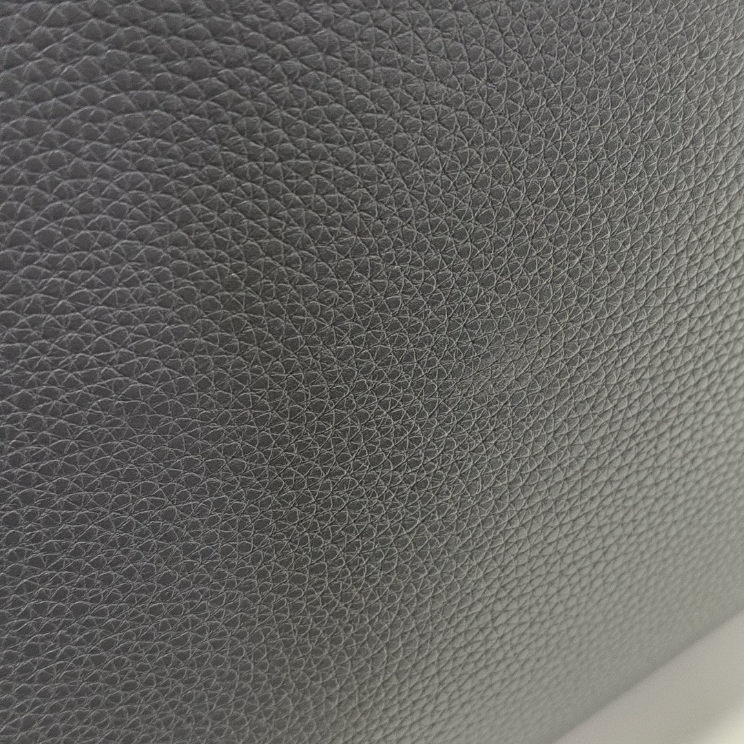 Bar Calfskin Gray
