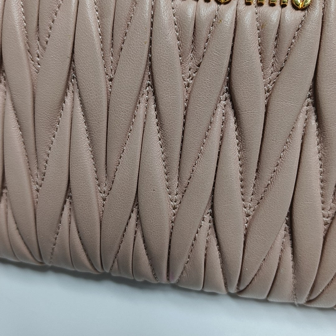 Quilted Lambskin Wallet Pink
