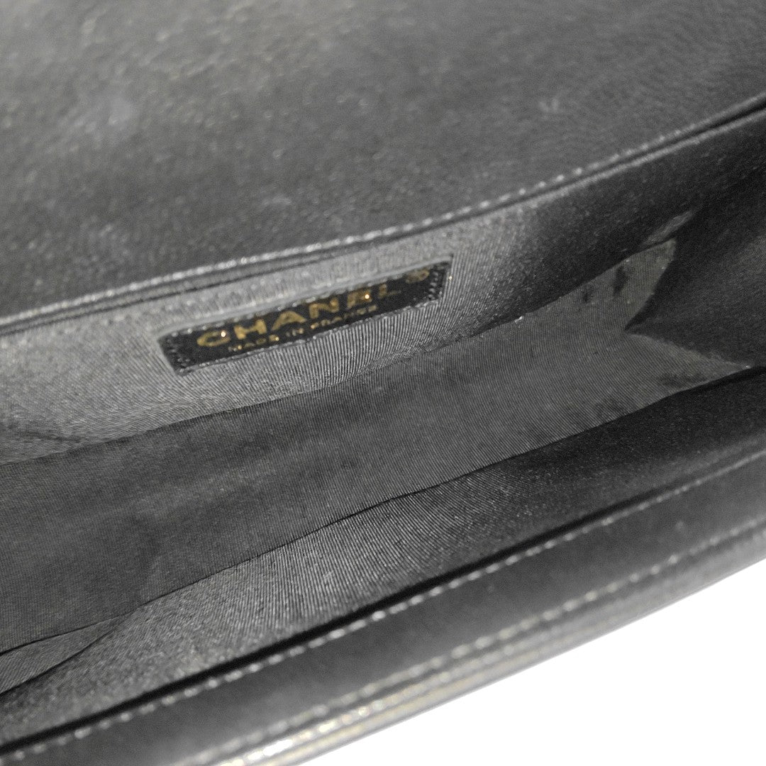 Authenticated pre-owned  BOY CHANEL Medium Quilted Grained Calfskin Black - Shoulder Bag at Looply