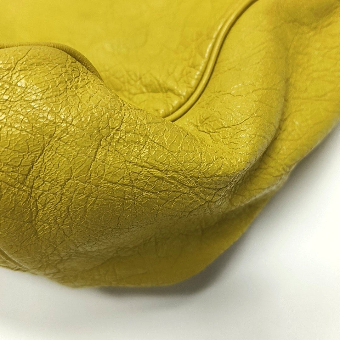 Authenticated pre-owned  Classic City Lambskin Green - Tote Bag at Looply