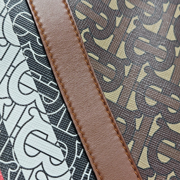 MONOGRAM Small Canvas Brown