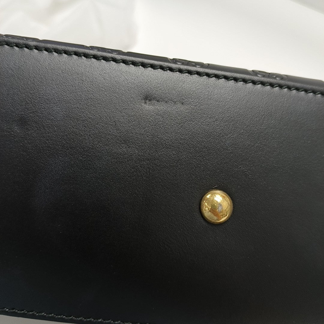 Padlock Medium Monogram Calfskin Black