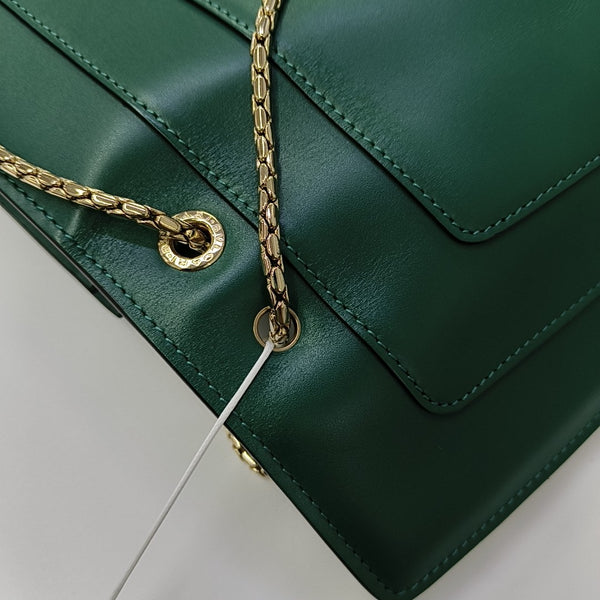 SERPENTI FOREVER Medium Calfskin Green