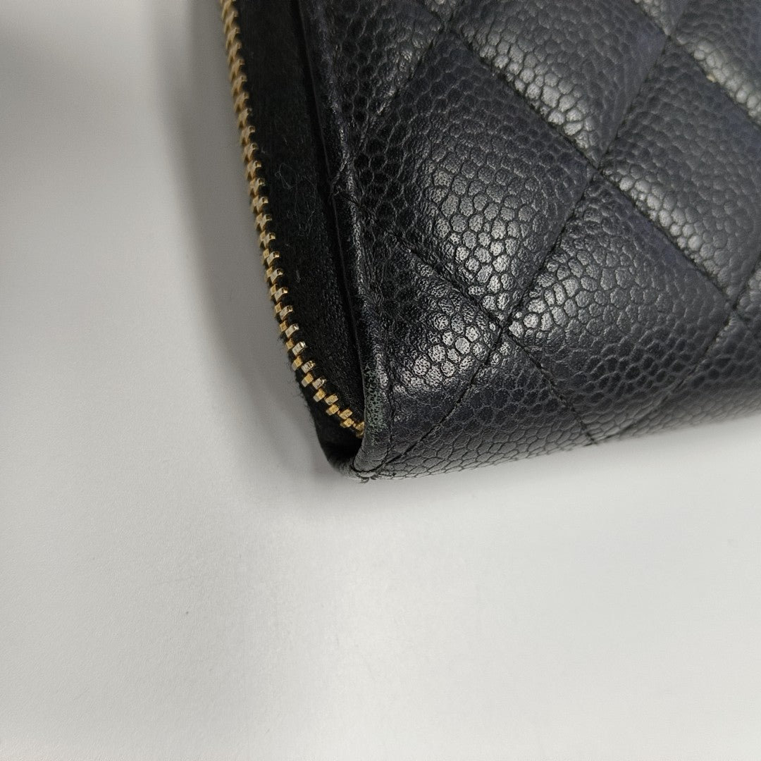 Quilted Grained Calfskin Wallet Black