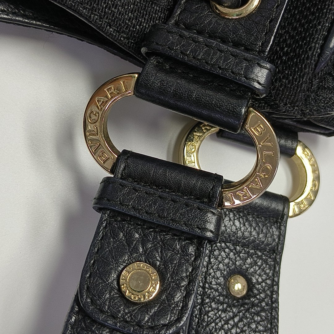 BECKY Canvas Black