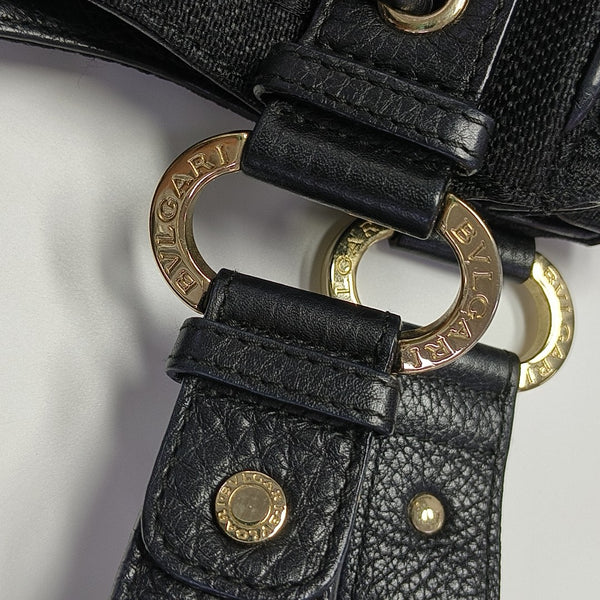 BECKY Canvas Black