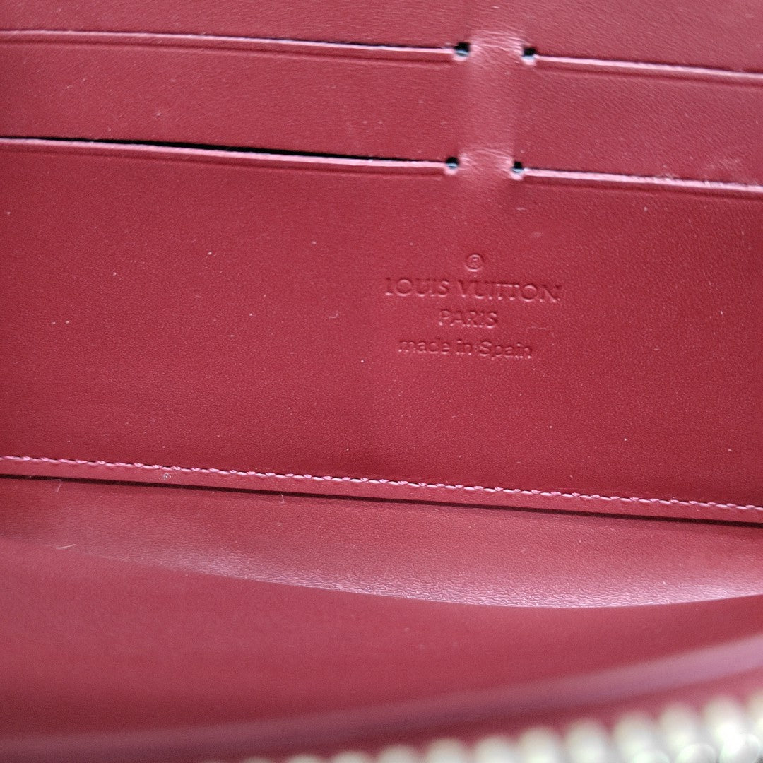 ZIPPY Monogram Patent Calfskin Red Wallet