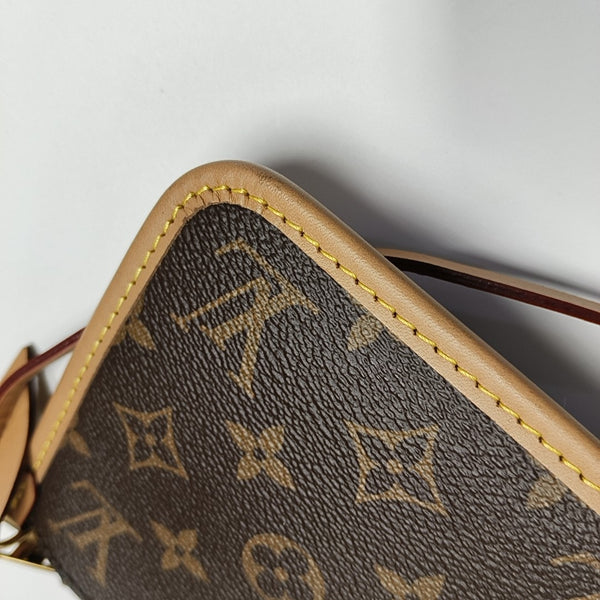 CARRYALL PM Monogram Coated Canvas Brown