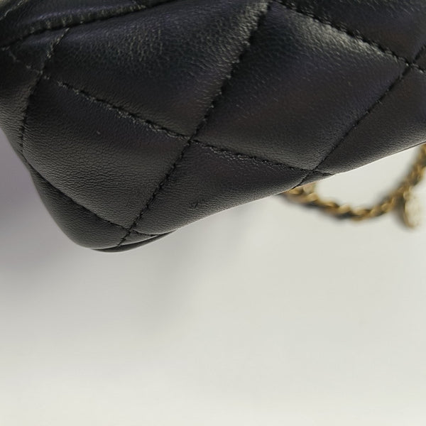 CLASSIC FLAP Mini Quilted Lambskin Black