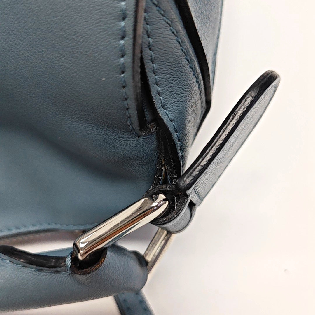 Authenticated pre-owned  Puzzle Medium Calfskin Blue - Crossbody Bag at Looply