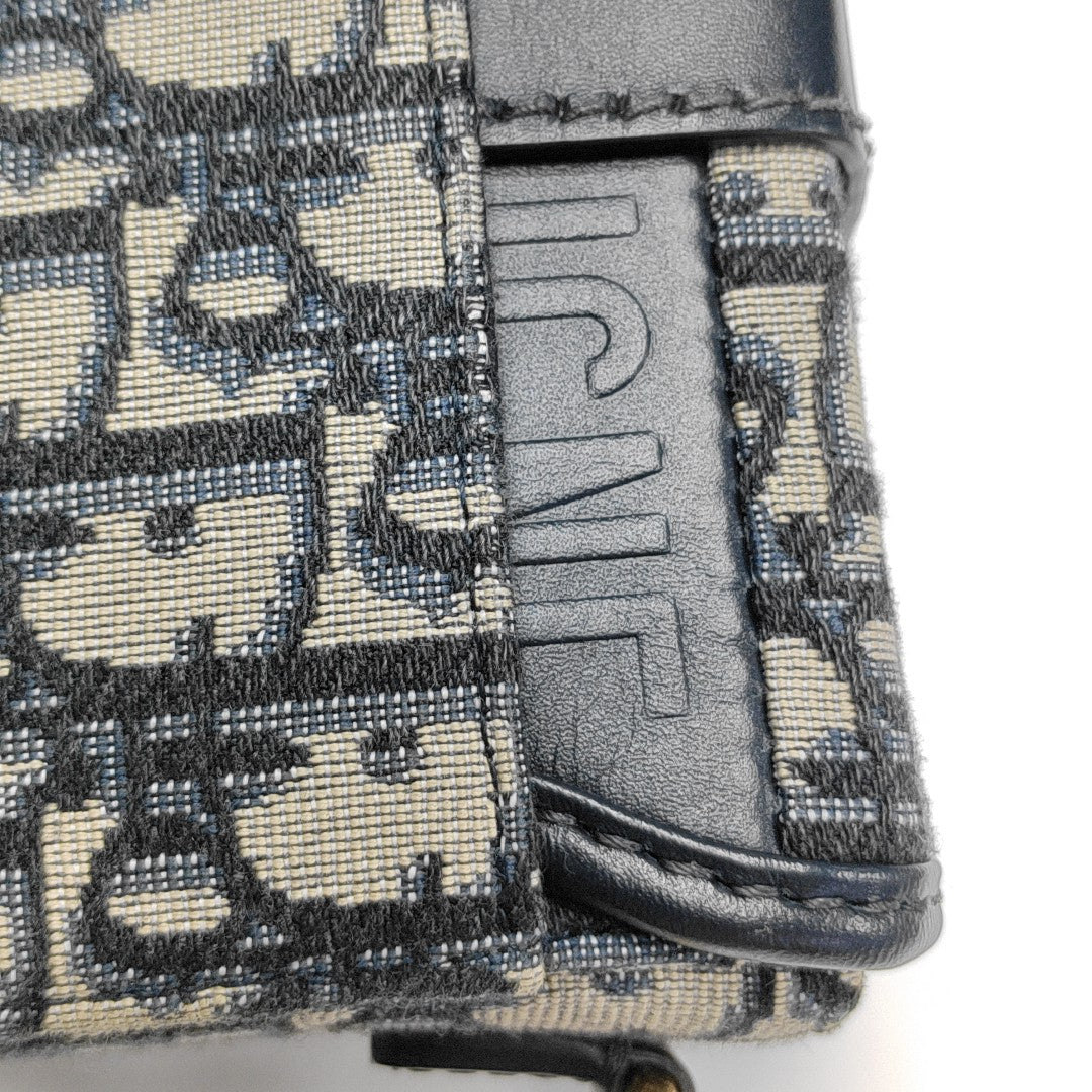 30 Montaigne Mini Oblique Canvas Blue