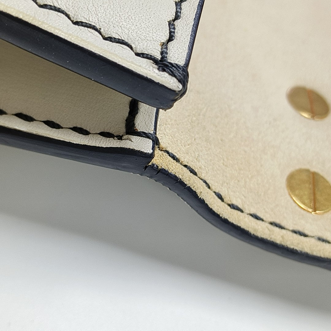 J'adior Calfskin White