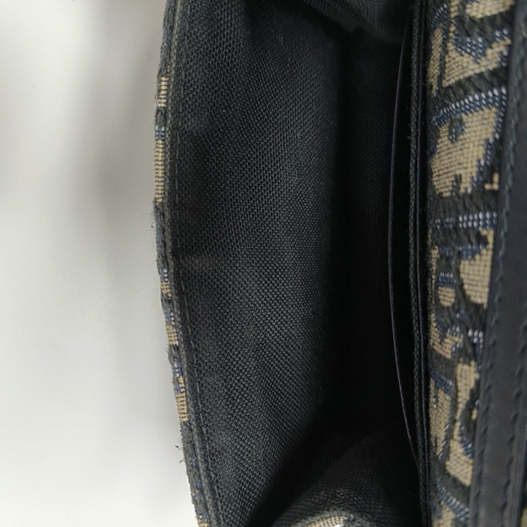 30 Montaigne Oblique Canvas Blue