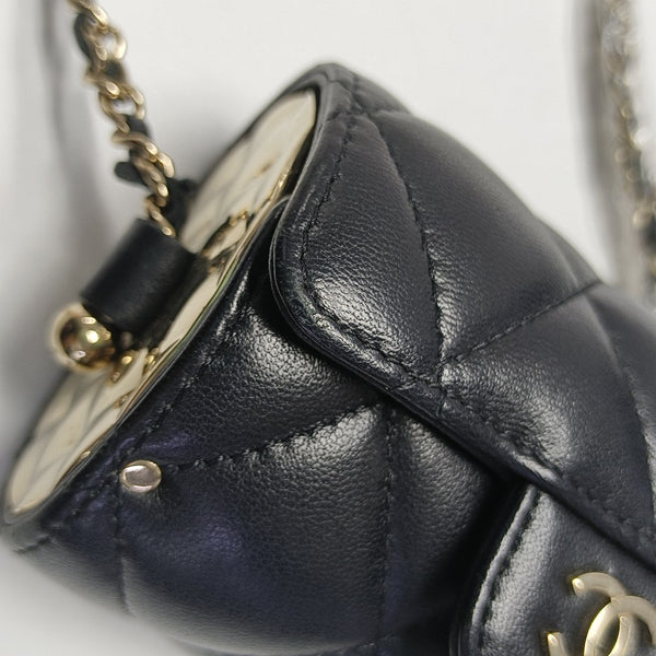 Quilted Lambskin Shoulder Bag Black