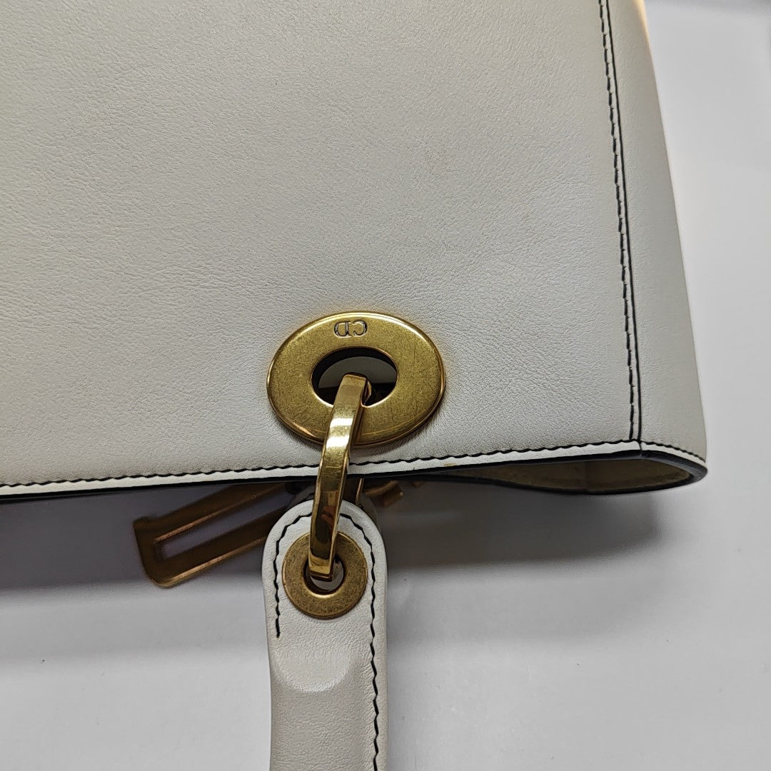 Lady Dior Medium Leather White
