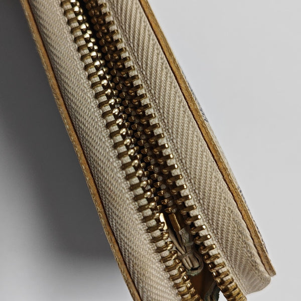 ZIPPY Damier Azur Coated Canvas White Wallet