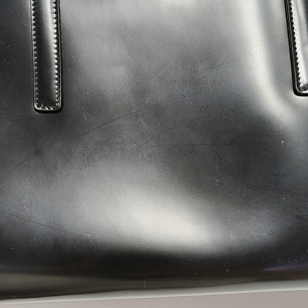 Re-Edition Medium Calfskin Black
