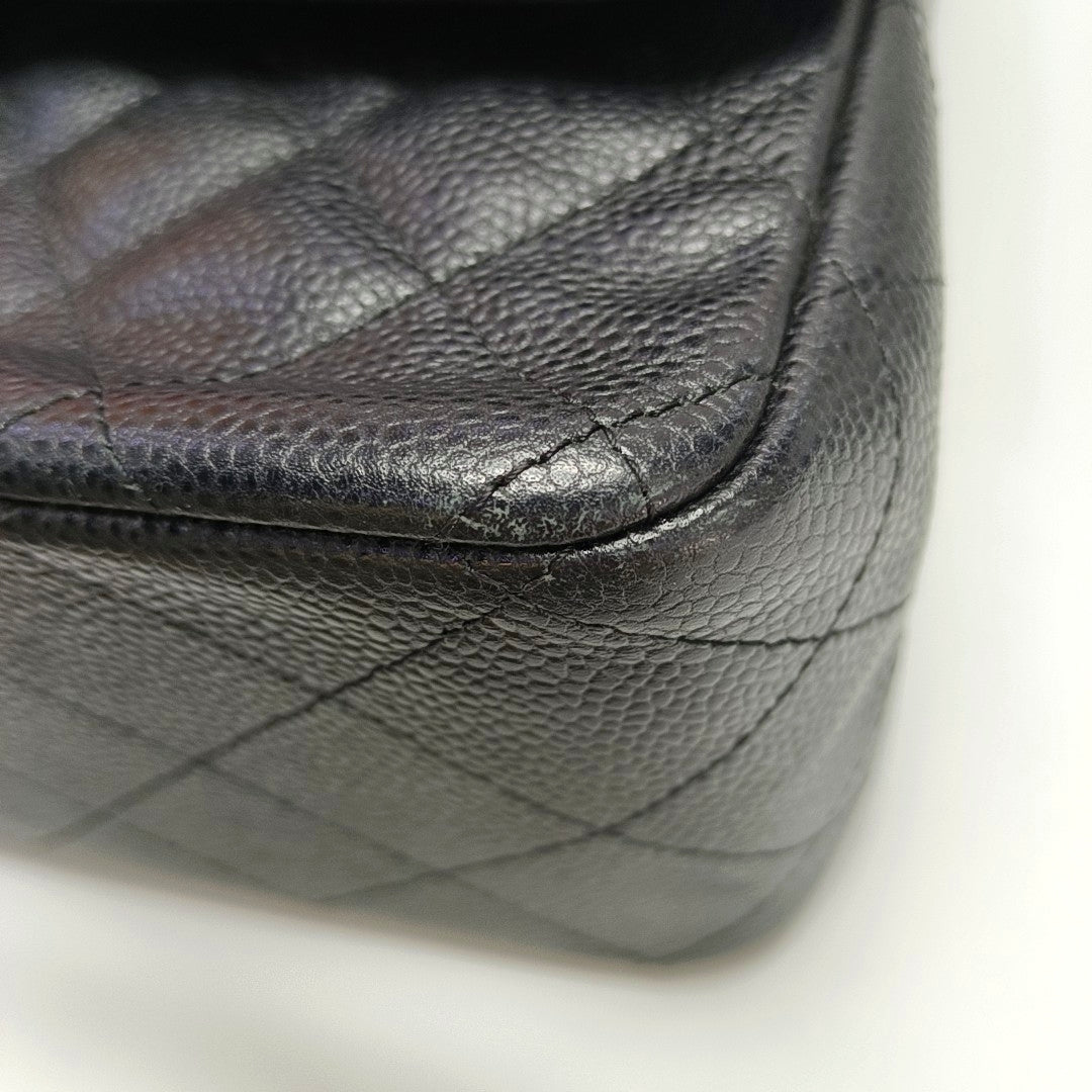CLASSIC FLAP Jumbo Quilted Grained Calfskin Black