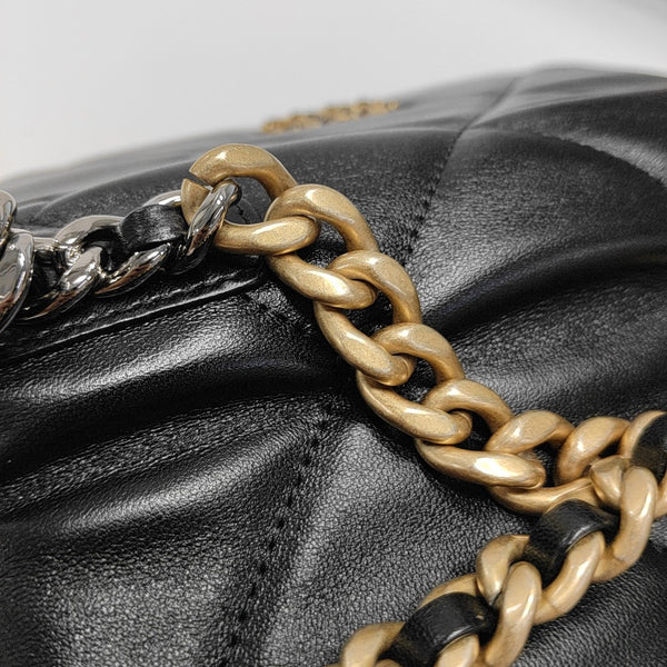 CHANEL 19 WOC Quilted Lambskin Black