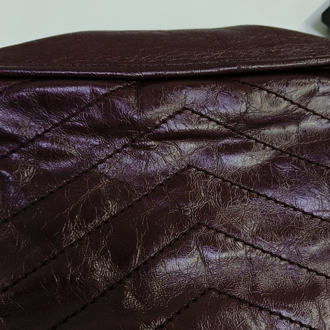 NIKI Medium Chevron Calfskin Red