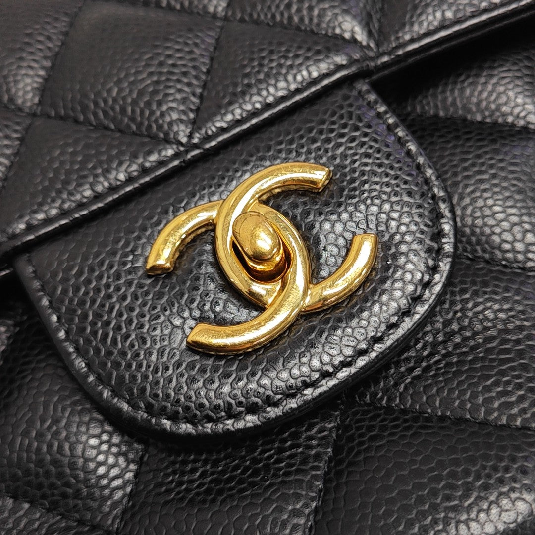 CLASSIC FLAP Jumbo Quilted Grained Calfskin Black