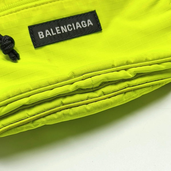Authenticated pre-owned  Explorer Nylon Green - Belt Bag at Looply