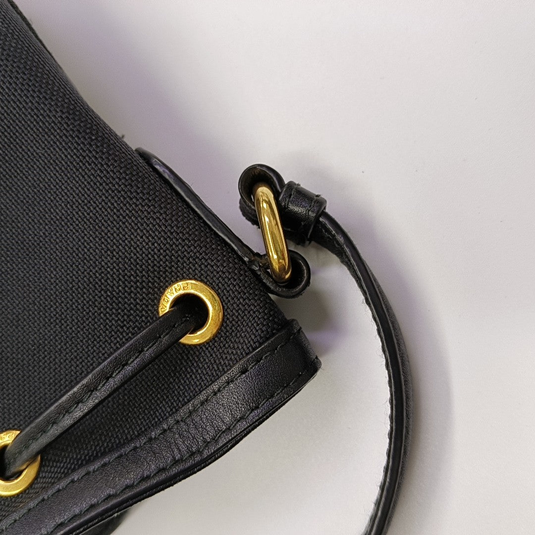 Duet Canvas Black