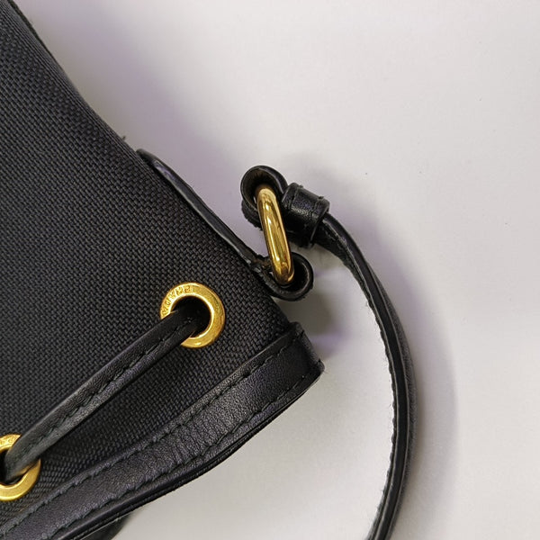 Duet Canvas Black