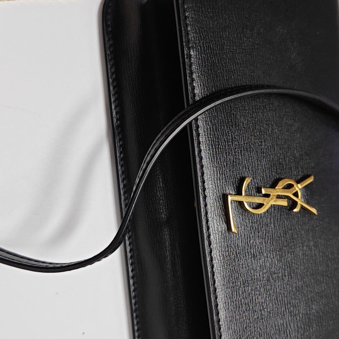 MONOGRAM Calfskin Black