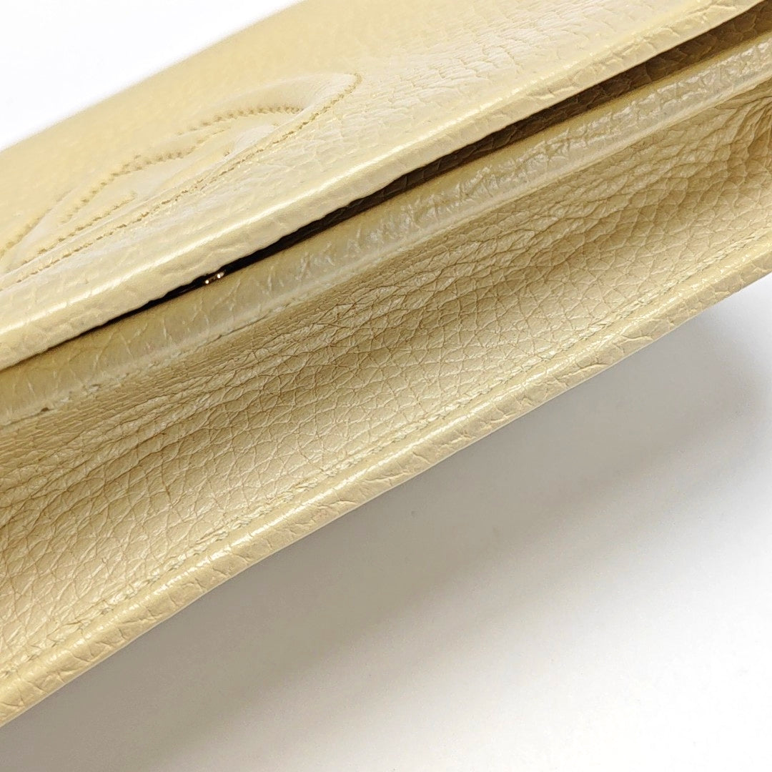 Authenticated pre-owned  Soho Calfskin Beige - Shoulder Bag at Looply