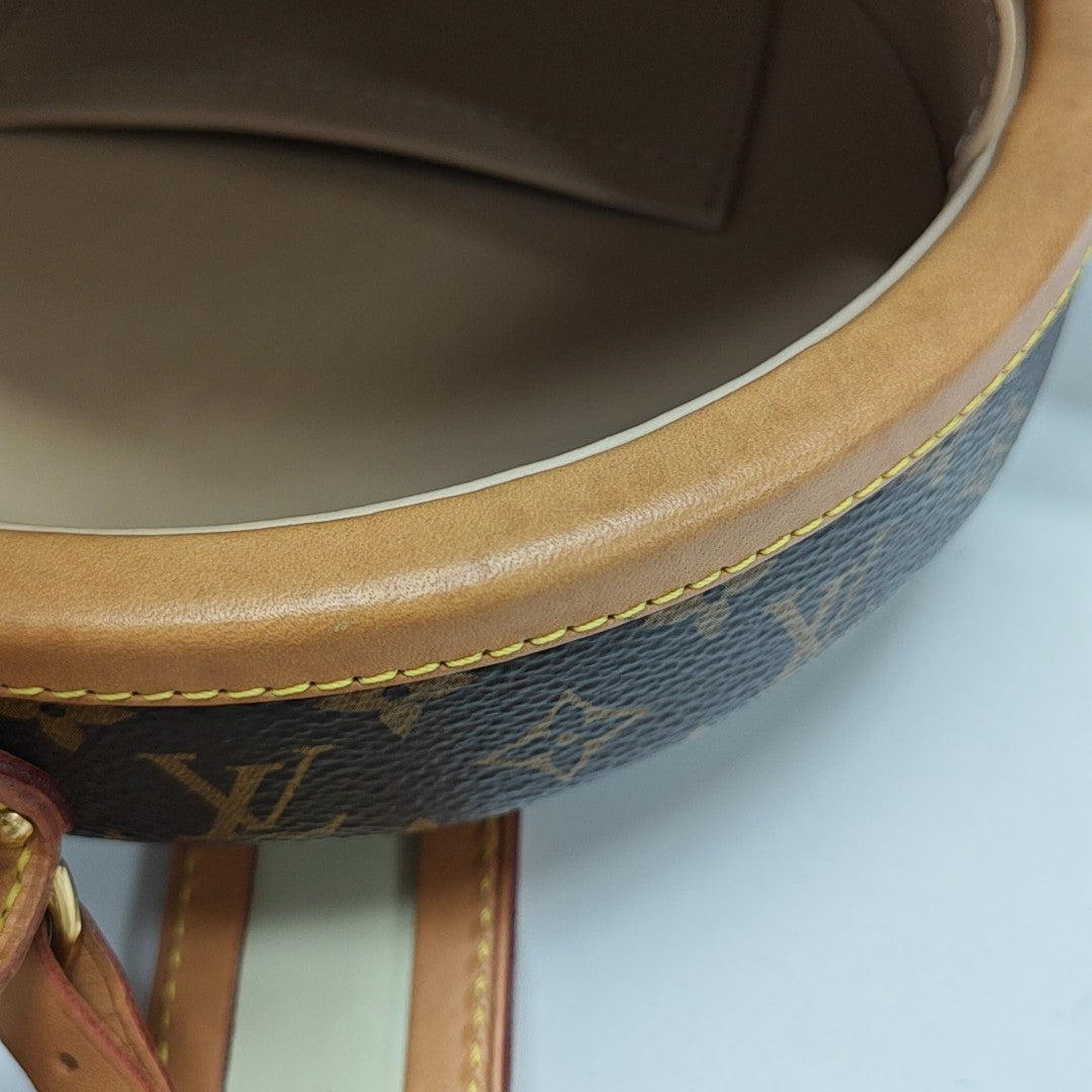 BOITE CHAPEAU PM Monogram Coated Canvas Brown