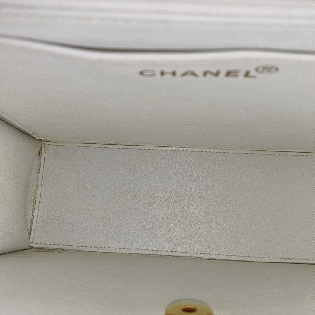 Quilted Calfskin White