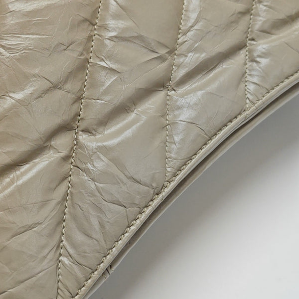 Crush Medium Quilted Calfskin Beige