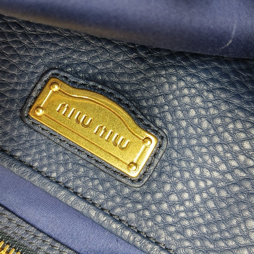 Vitello Calfskin Blue