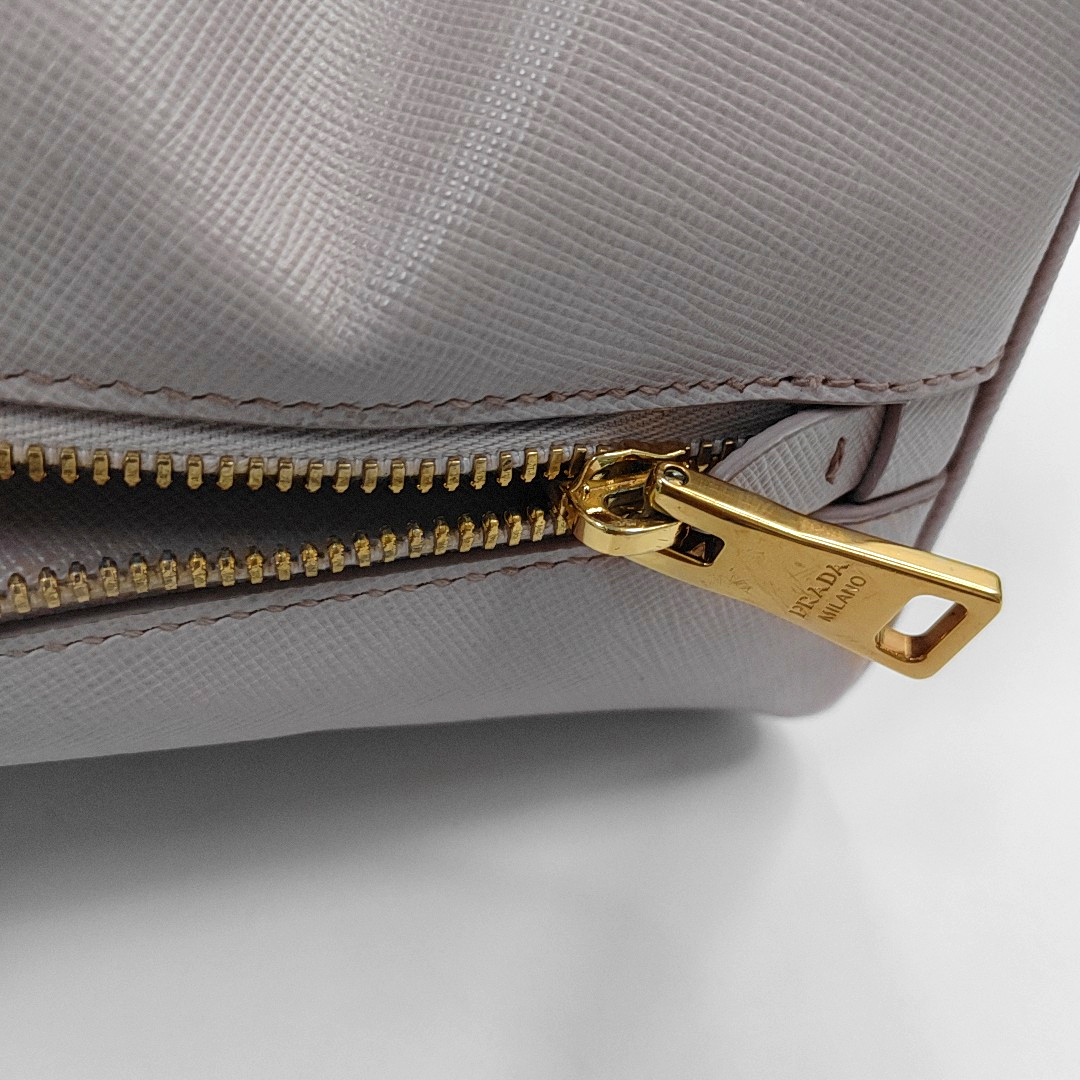 Authenticated pre-owned  Promenade Saffiano Calfskin Pink - Tote Bag at Looply