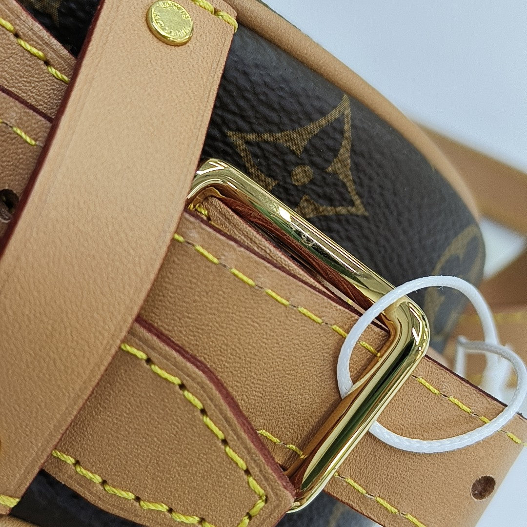 BOITE CHAPEAU PM Monogram Coated Canvas Brown