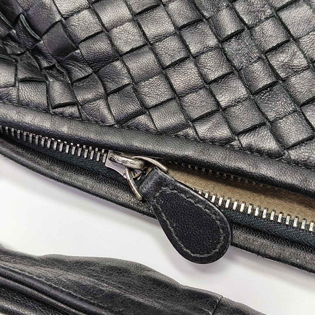 Veneta Calfskin Black
