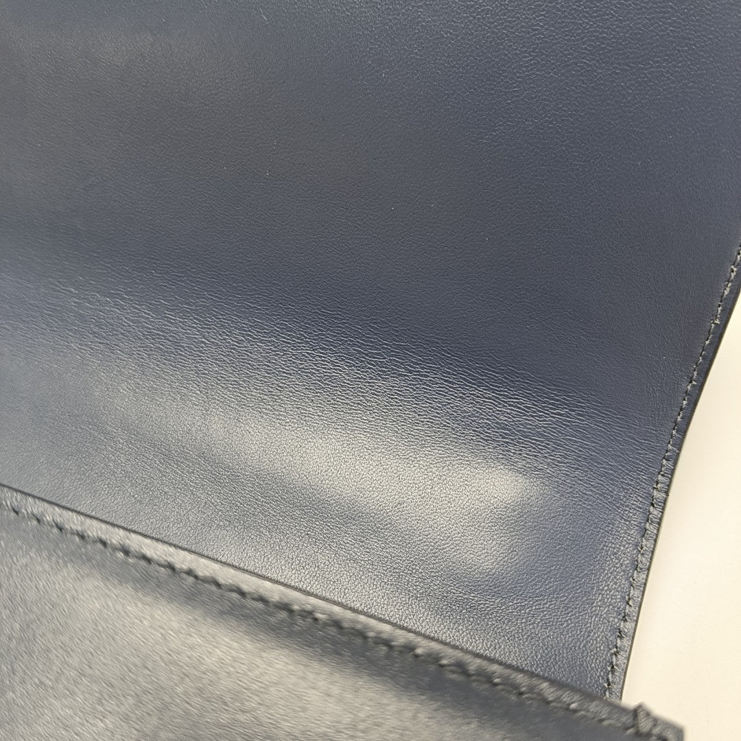 30 Montaigne Calfskin Blue