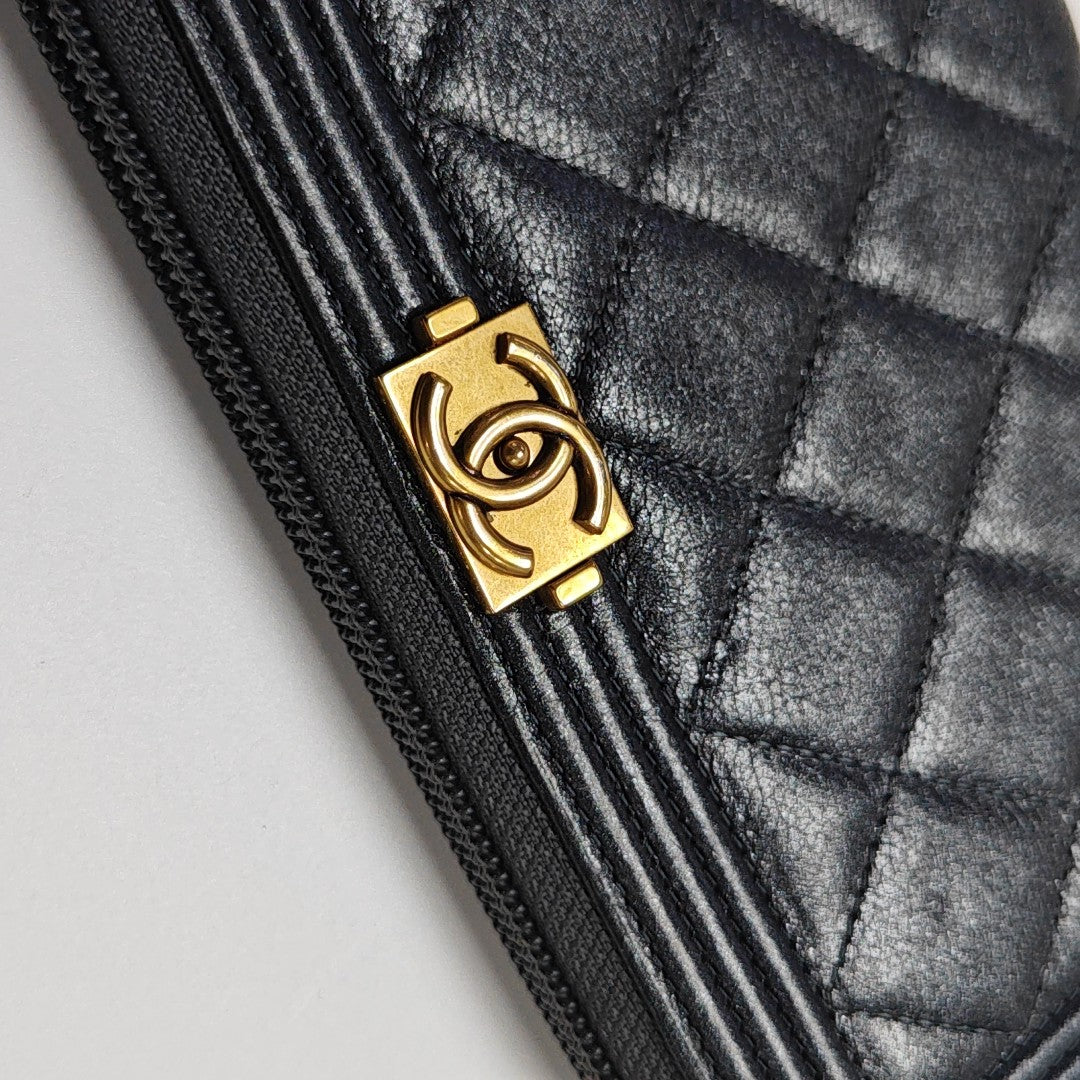BOY CHANEL Mini Quilted Calfskin Blue Wallet
