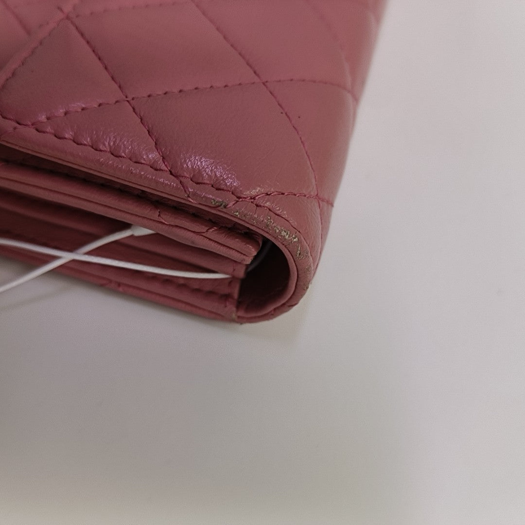 Quilted Lambskin Wallet Pink
