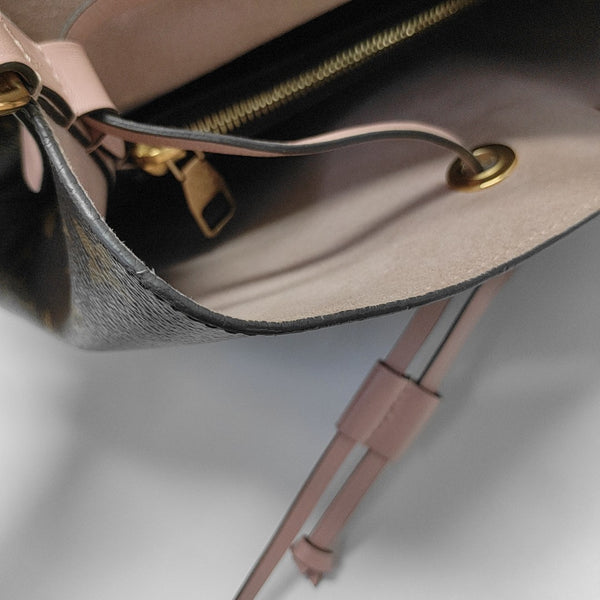 NÉONOÉ MM Monogram Coated Canvas Brown