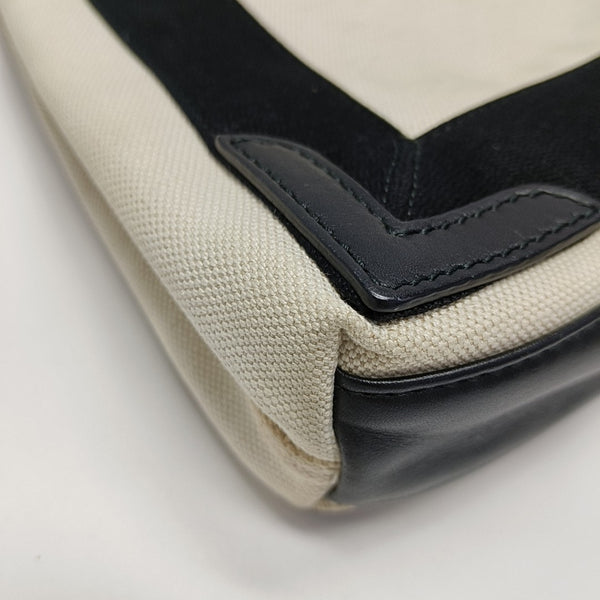 Canvas White