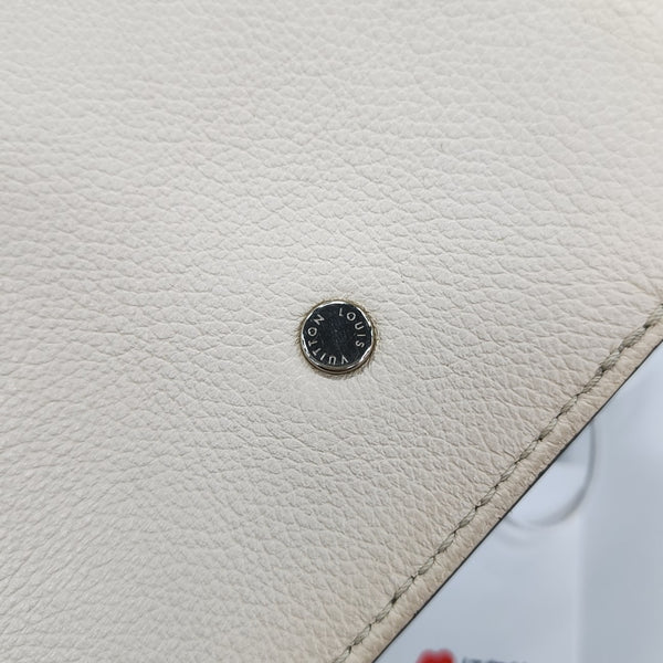 LOCKME PM Calfskin White