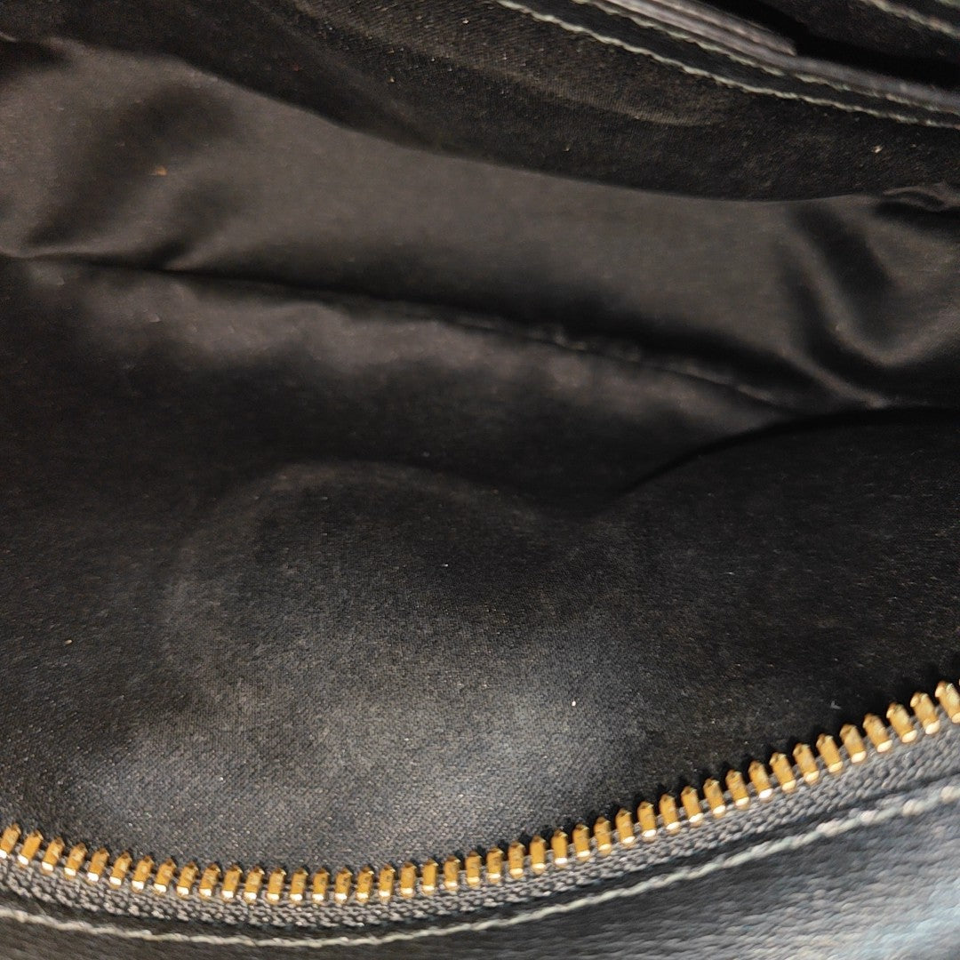 City Large Calfskin Black