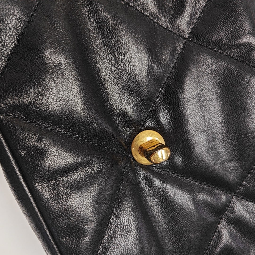 CHANEL 19 Small Quilted Lambskin Black