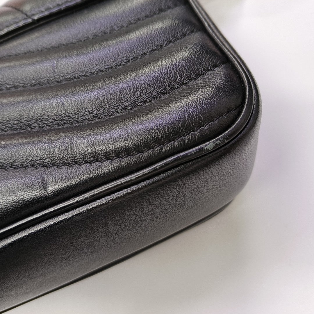 NEW WAVE PM Quilted Calfskin Black