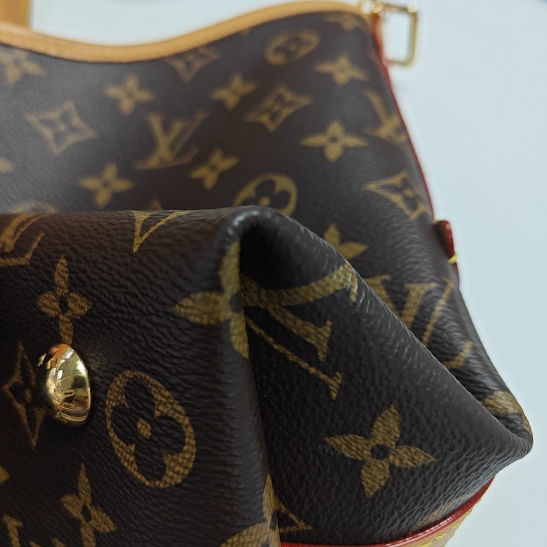 CARRYALL PM Monogram Coated Canvas Brown