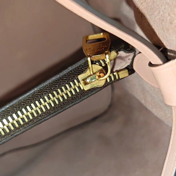 NÉONOÉ MM Monogram Coated Canvas Brown