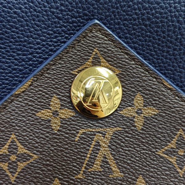 DOUBLE V Monogram Calfskin Blue